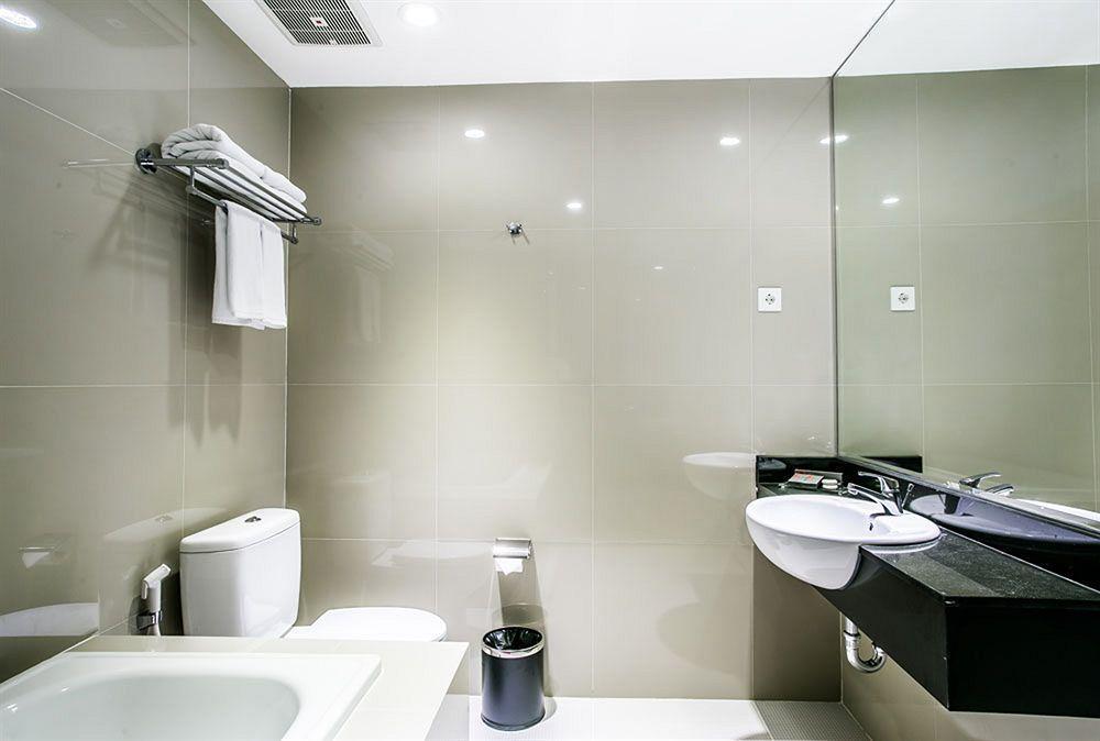G Suites Hotel By Amithya Surabaja Exteriér fotografie